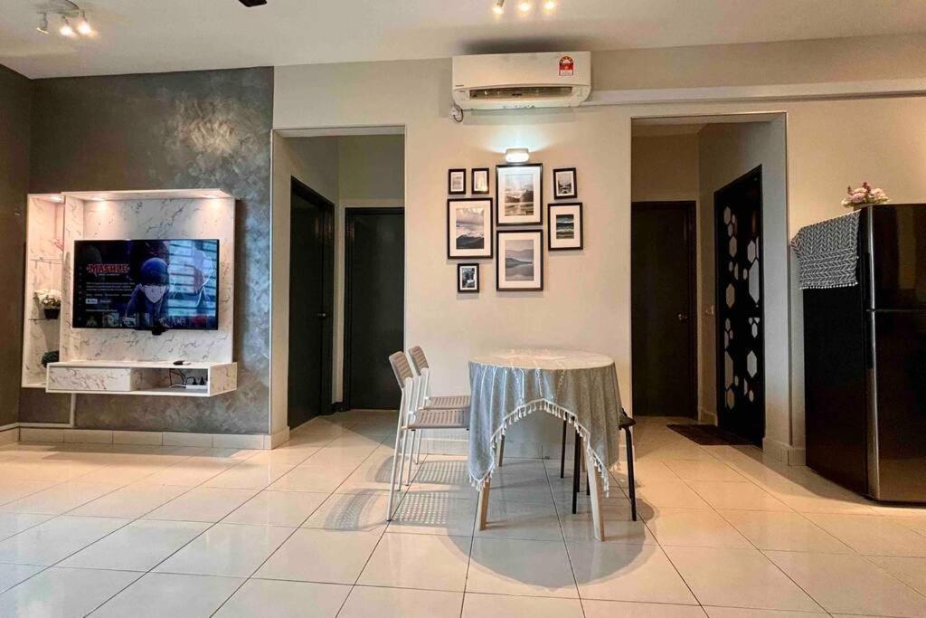 Moderm Spacious 6Pax S Pice Penang Bayan Lepas Bagian luar foto